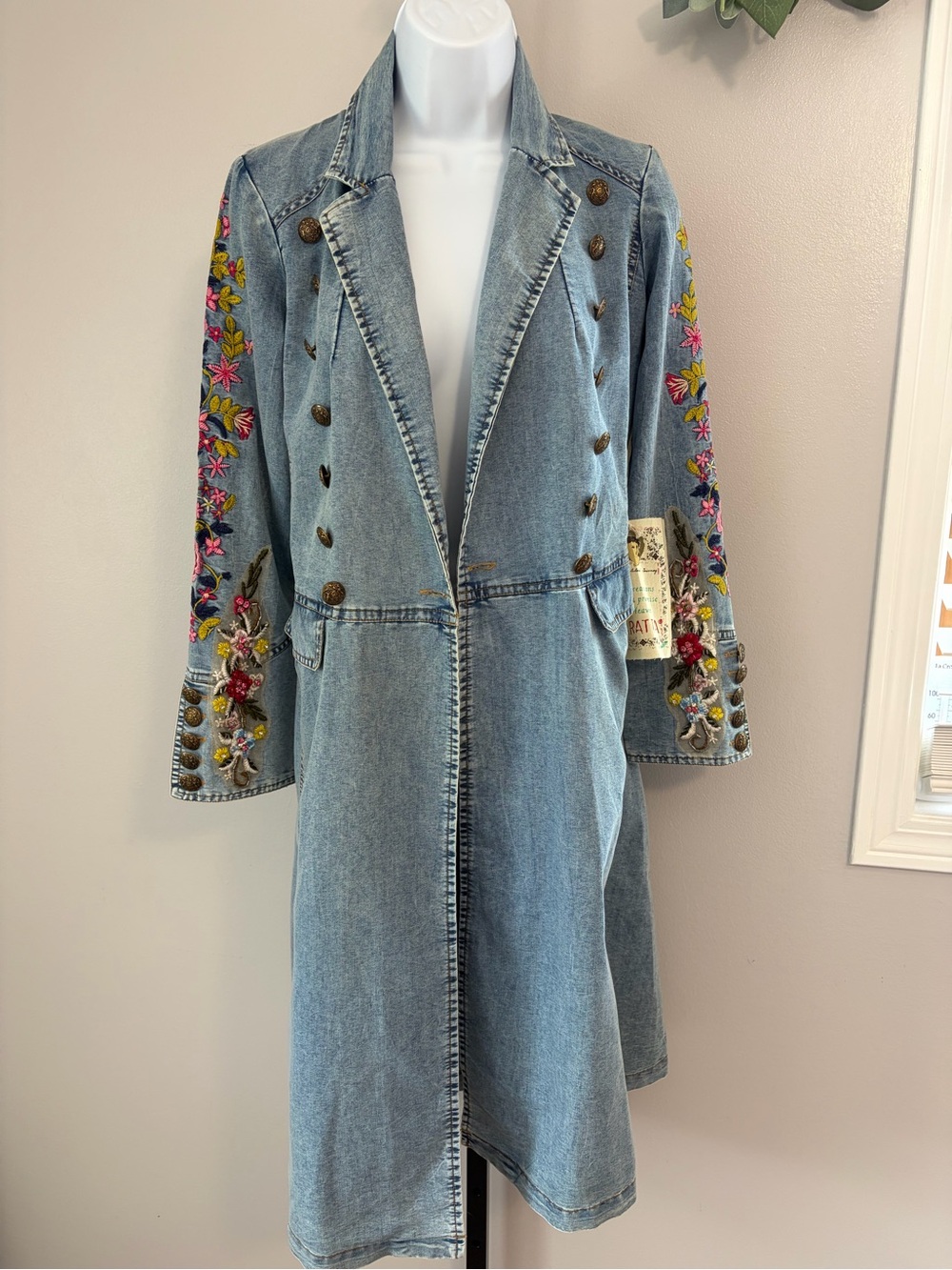 Aratta Light Blue Embroidered Denim Long Sleeve Trench Jacket